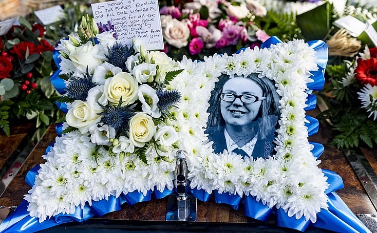 Fanclubwreath.jpg