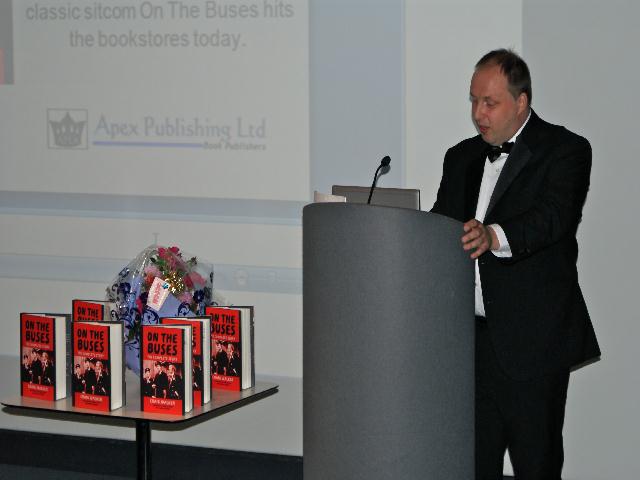 booklaunch001.JPG